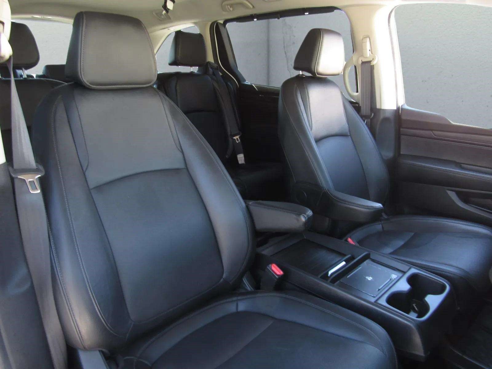 Certified 2025 Honda Odyssey EX-L image 11