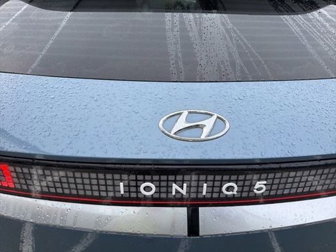 Used 2024 Hyundai Ioniq 5 Limited image 10