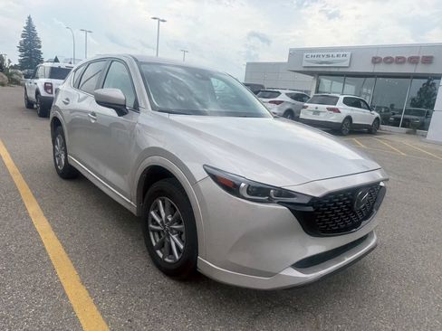 Used 2025 MAZDA CX-5 AWD 2.5 S w/ Preferred Package image 3