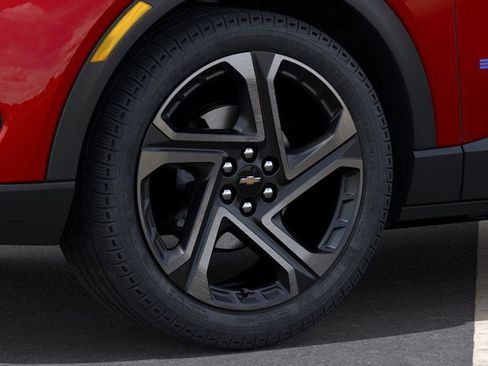 New 2026 Chevrolet Equinox EV LT w/ Convenience Package II FWD image 9