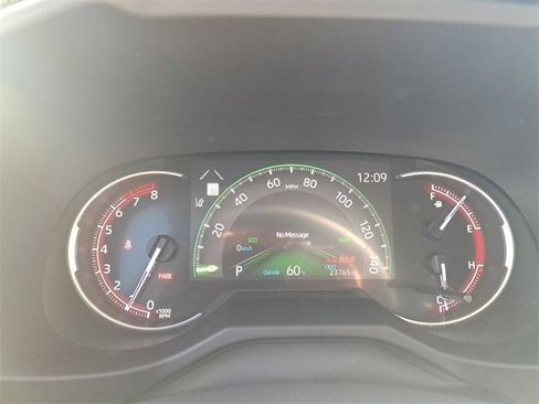 Used 2023 Toyota RAV4 XLE image 18