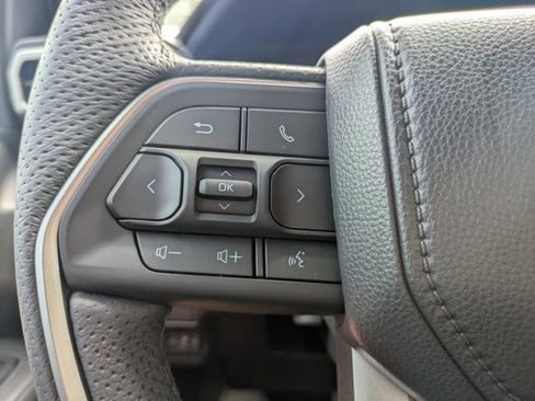 New 2025 Toyota Tacoma Limited AWD/4WD image 22