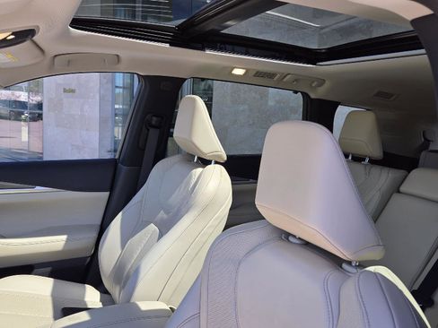 Certified 2023 INFINITI QX60 Luxe w/ Cargo Package AWD/4WD image 9