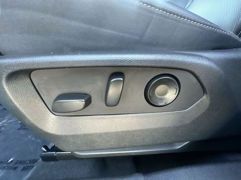 Used 2024 Buick Envision Preferred AWD/4WD image 22
