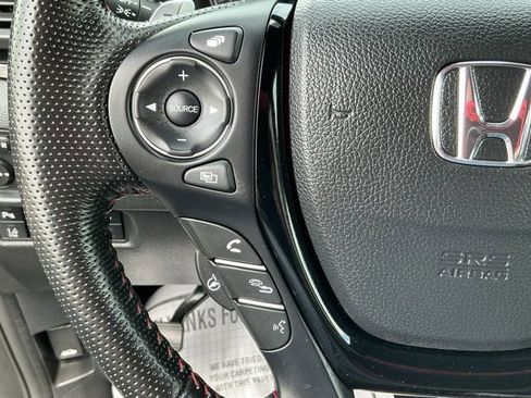 Used 2023 Honda Ridgeline Black Edition image 28