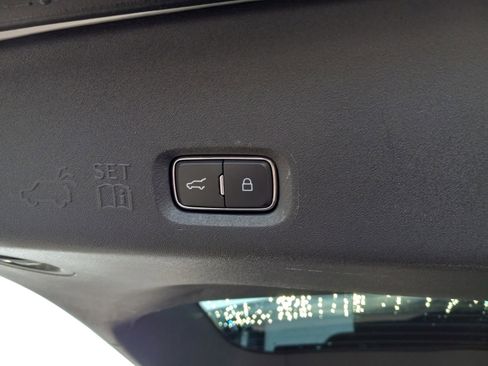 Used 2025 Ford Expedition Active AWD/4WD image 13