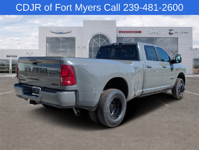 New 2026 RAM 3500 Laramie w/ Night Edition AWD/4WD image 4