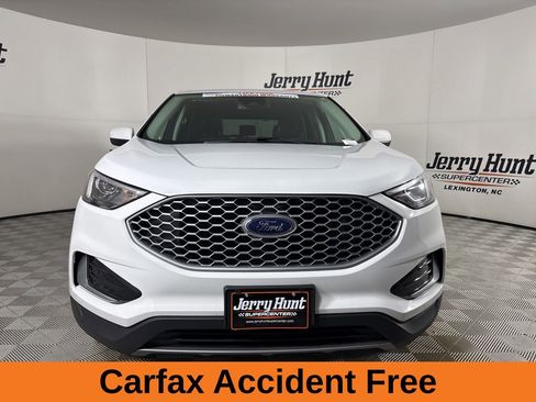 Used 2024 Ford Edge SEL image 3