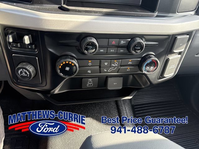 New 2026 Ford F250 XL w/ XL Chrome Package RWD image 20