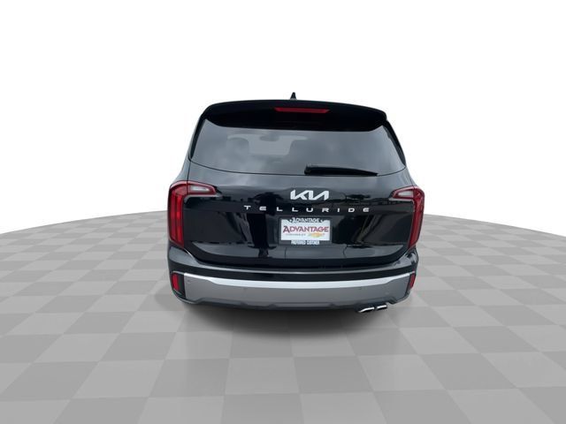 Used 2025 Kia Telluride S FWD image 7