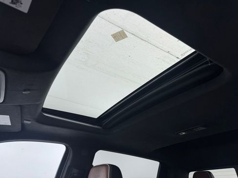 Used 2024 GMC Sierra 2500 Denali Ultimate w/ Max Trailering Package image 5