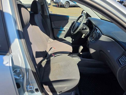 Used 2009 Kia Rio LX FWD image 11