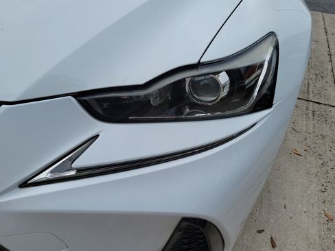 Used 2018 Lexus IS 300 F Sport w/ F Sport Package RWD image 4