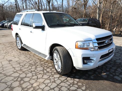 Used 2016 Ford Expedition Limited image 4