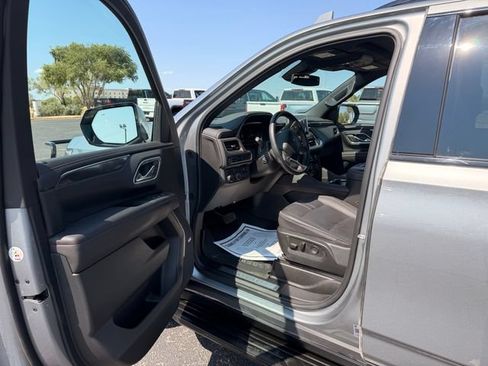 Used 2024 Chevrolet Tahoe RST w/ Luxury Package AWD/4WD image 7