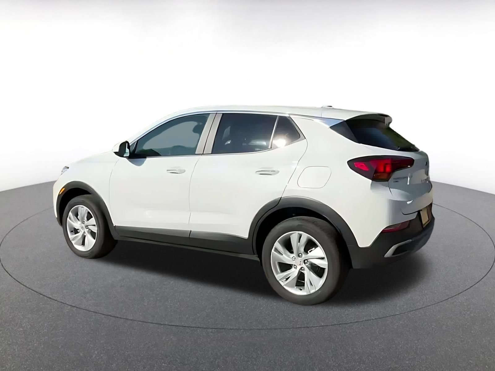 Used 2026 Buick Encore GX Preferred AWD/4WD image 9