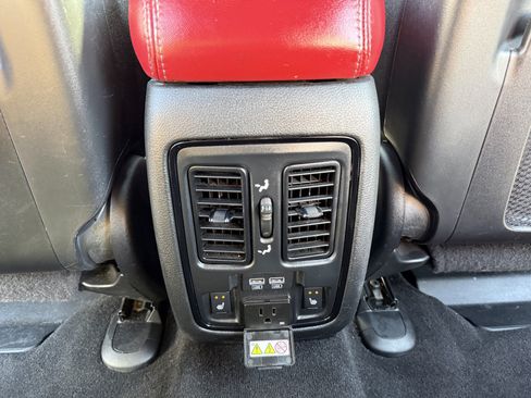 Used 2021 Dodge Durango R/T w/ Tow 'N Go Package AWD/4WD image 34