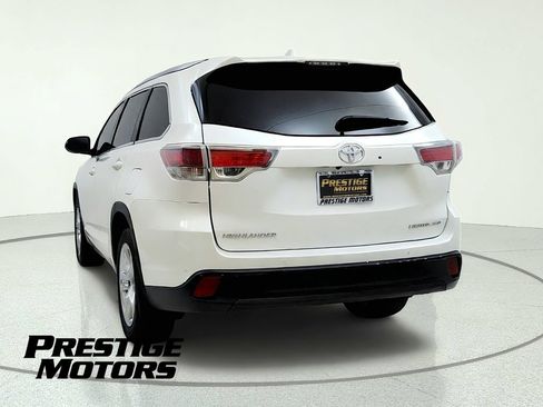 Used 2016 Toyota Highlander Limited Platinum AWD/4WD image 6