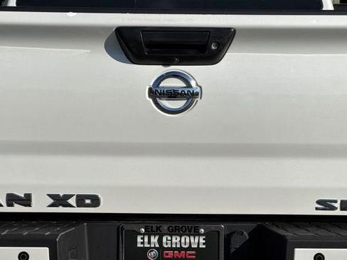 Used 2018 Nissan Titan SL w/ Chrome Package image 50