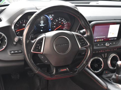 Used 2020 Chevrolet Camaro SS image 35