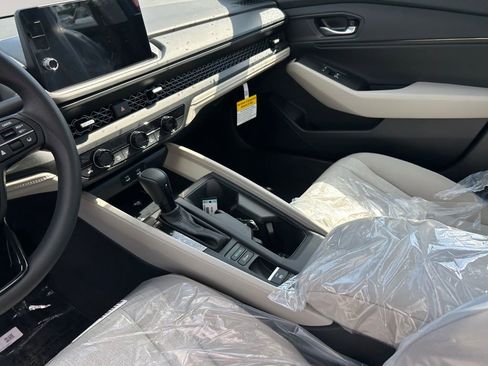 New 2026 Honda Accord SE image 10