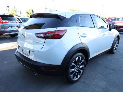 Used 2019 MAZDA CX-3 Touring w/ Preferred Equipment Package FWD image 4