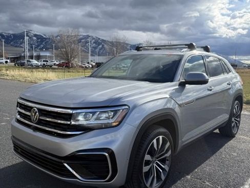 Used 2023 Volkswagen Atlas Cross Sport SEL Premium R-Line image 2