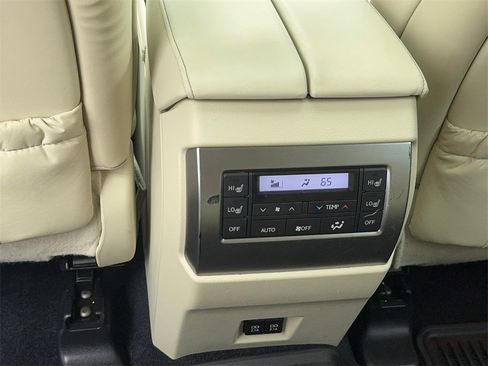 Used 2022 Lexus GX 460 Premium image 40