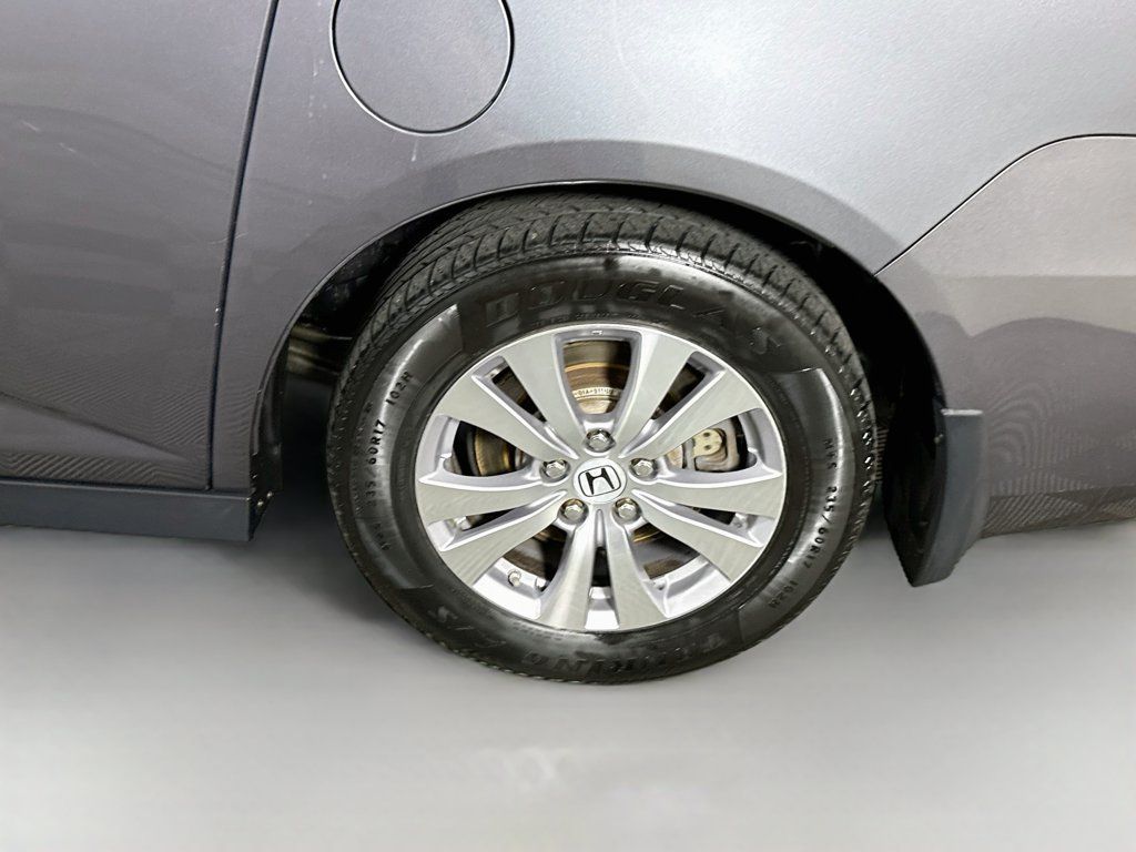 Used 2017 Honda Odyssey SE image 34