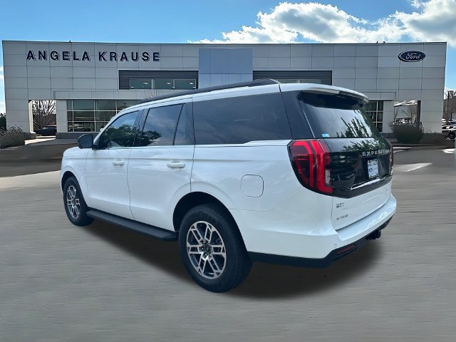 New 2026 Ford Expedition Active RWD image 6