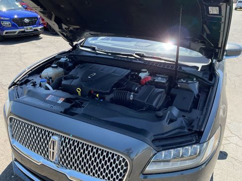 Used 2020 Lincoln Continental Reserve w/ Luxury Package FWD image 23