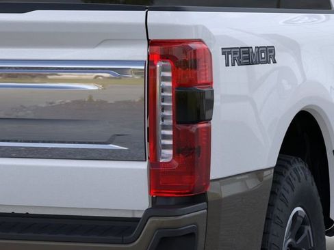 New 2026 Ford F250 King Ranch w/ Tremor Off-Road Package AWD/4WD image 23