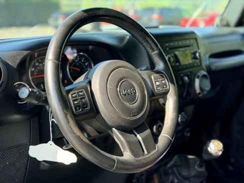 Used 2014 Jeep Wrangler Sport AWD/4WD image 7