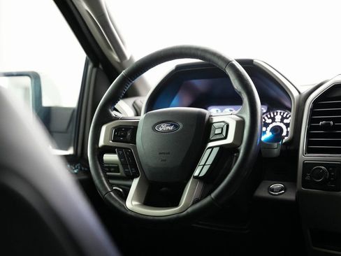 Used 2020 Ford F150 Lariat w/ Equipment Group 502A Luxury image 11