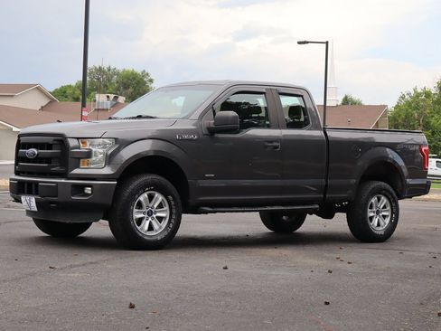 Used 2015 Ford F150 XL w/ Equipment Group 101A Mid AWD/4WD image 11