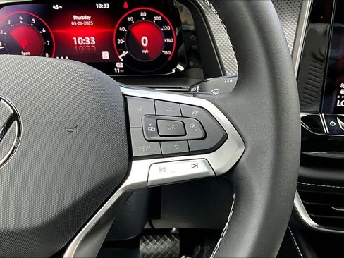 New 2025 Volkswagen Atlas Cross Sport SEL image 23