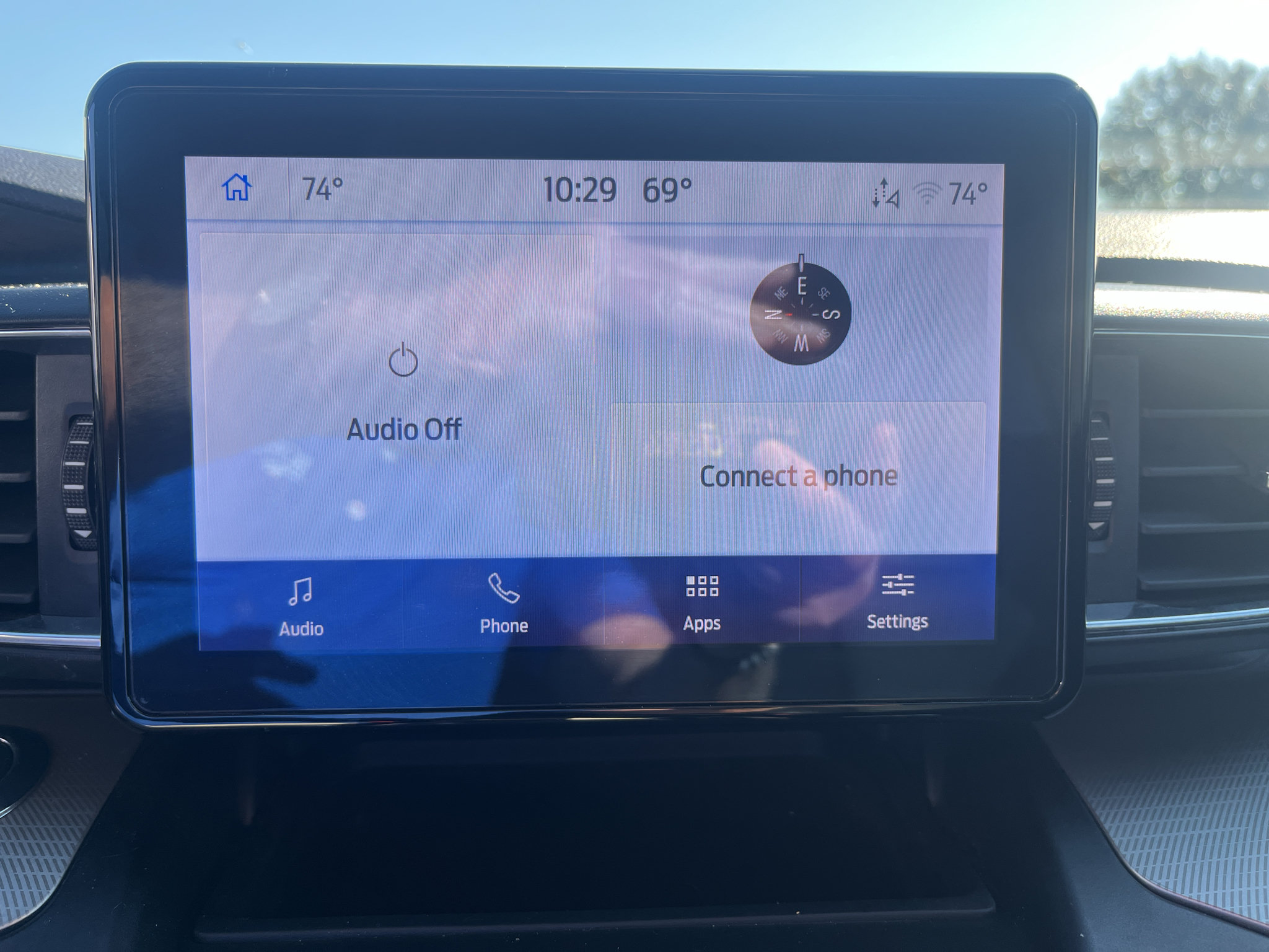 Used 2020 Ford Explorer XLT w/ Equipment Group 202A RWD image 22