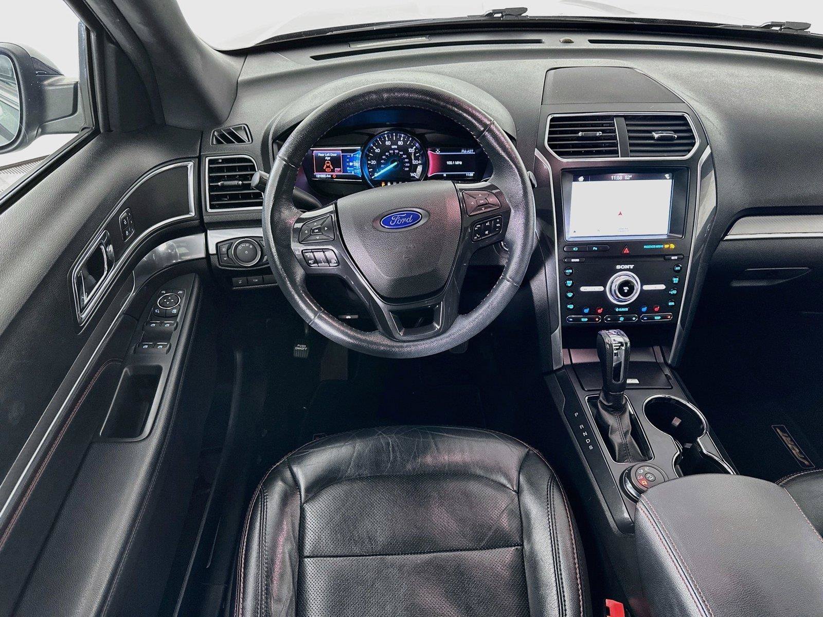 Used 2019 Ford Explorer Sport w/ Equipment Group 401A AWD/4WD image 2