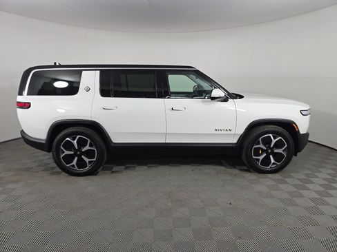 Used 2024 Rivian R1S Adventure AWD/4WD image 6