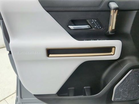 Used 2024 GMC Hummer EV 3X w/ Extreme Off-Road Package image 33