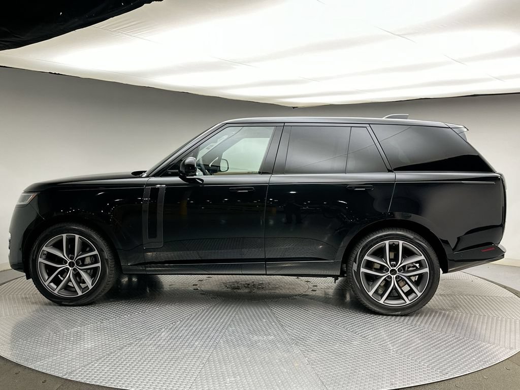 New 2026 Land Rover Range Rover SE AWD/4WD image 2