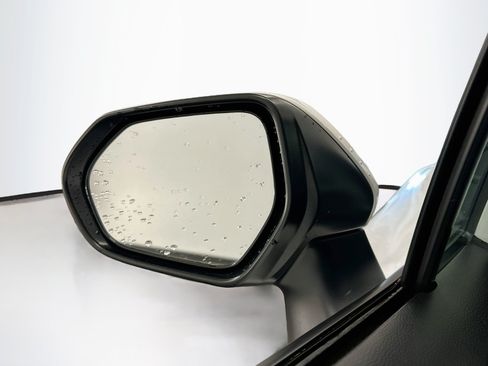 Used 2025 Toyota Corolla LE FWD image 16