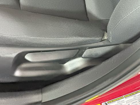 Used 2024 Toyota Corolla LE FWD image 13