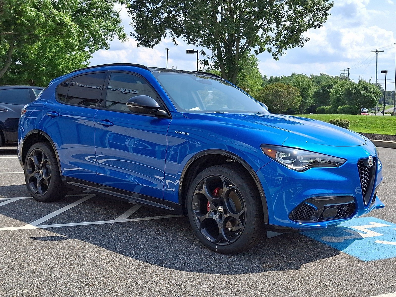 New 2026 Alfa Romeo Stelvio Sprint AWD/4WD image 2