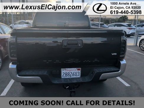 Used 2023 Toyota Tacoma TRD Off-Road image 5