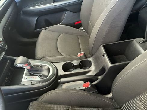 Used 2019 Kia Forte LXS image 21