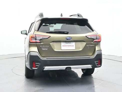 Used 2021 Subaru Outback Limited image 8