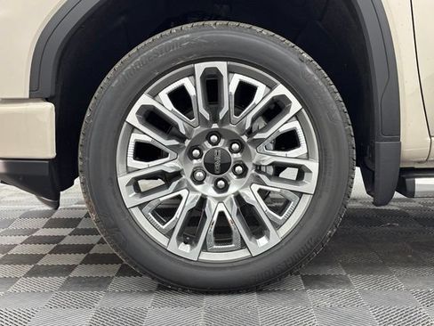 New 2026 GMC Sierra 1500 Denali Ultimate AWD/4WD image 17