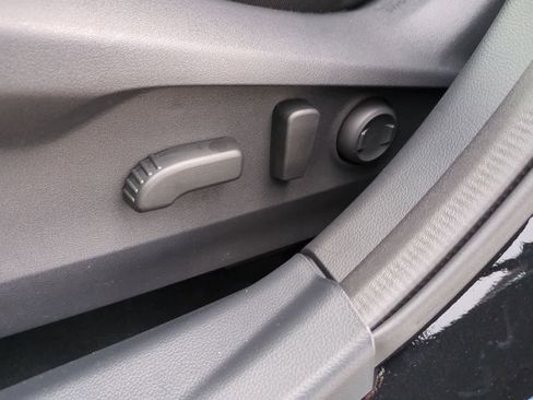 Used 2025 Subaru Legacy Premium image 16