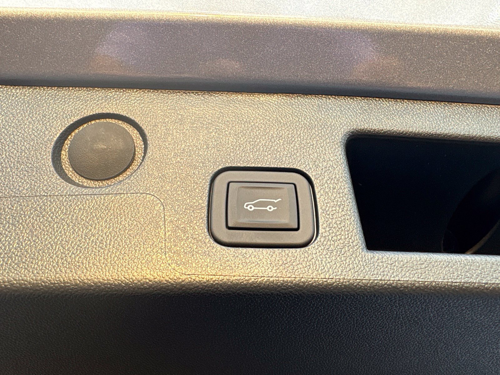 New 2027 Chevrolet Equinox LT w/ Convenience Package II FWD image 17